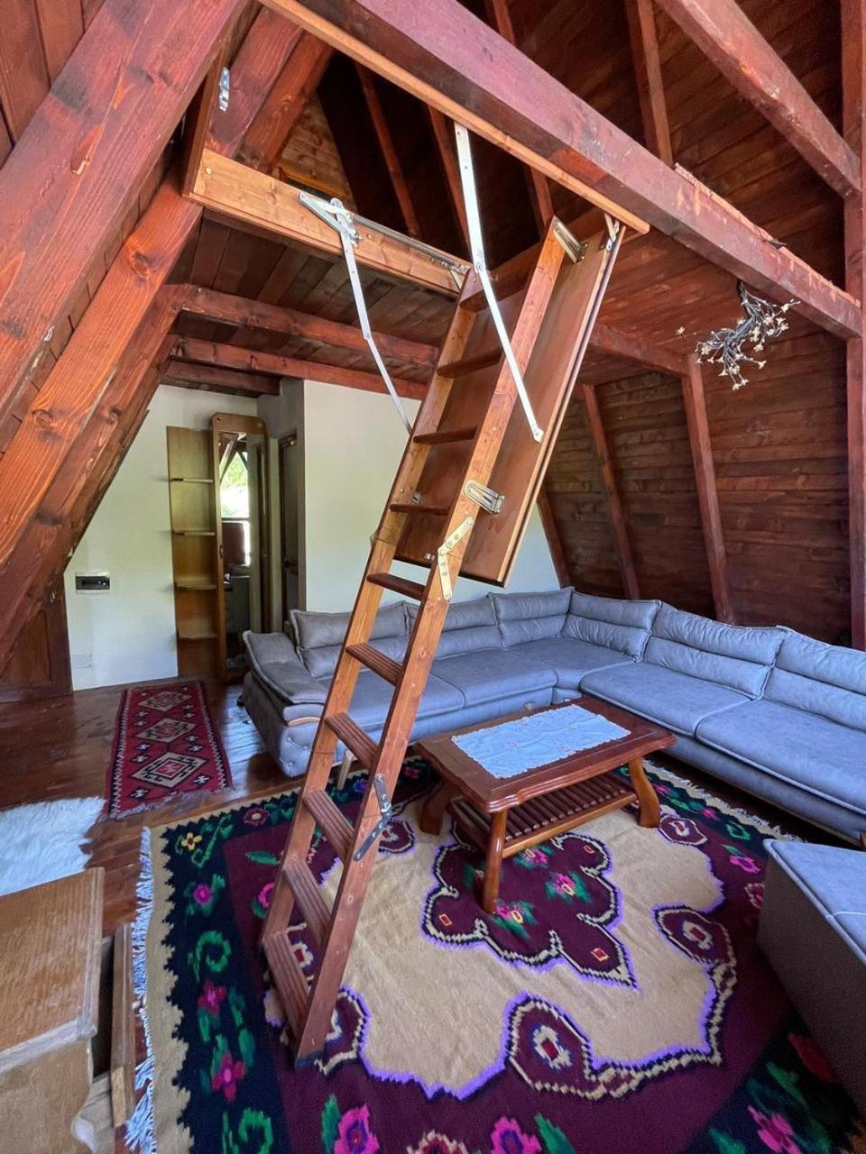 Hotel Dibra Park Agrotourism Peshkopi Exterior foto