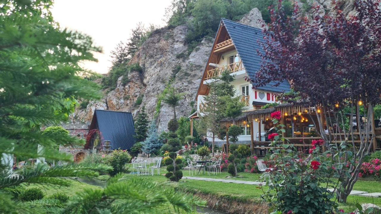 Hotel Dibra Park Agrotourism Peshkopi Exterior foto
