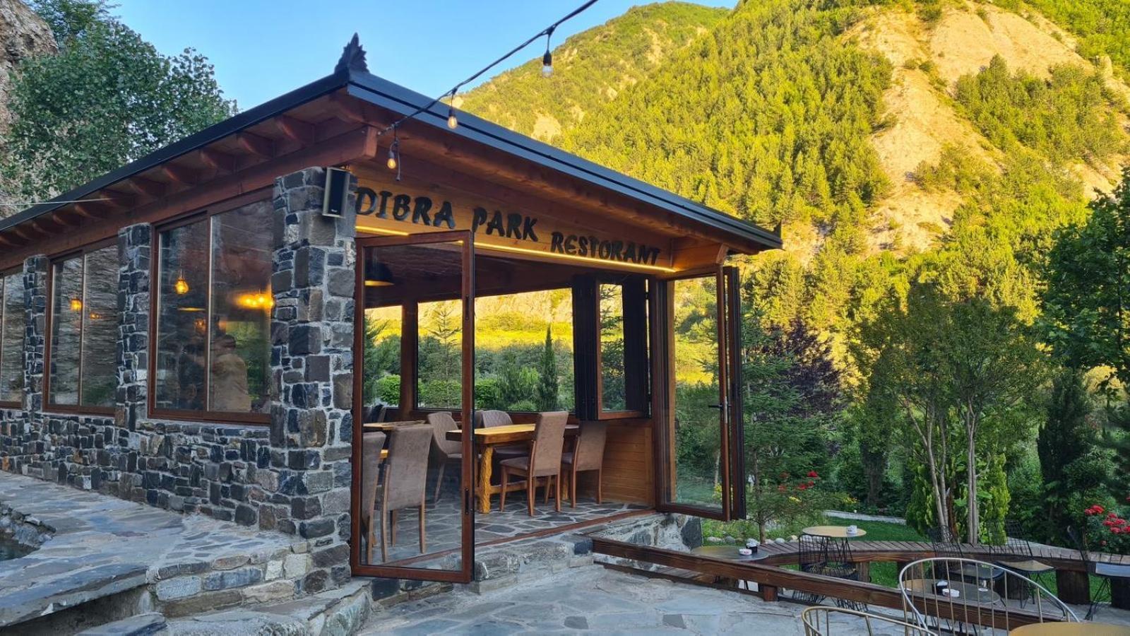 Hotel Dibra Park Agrotourism Peshkopi Exterior foto