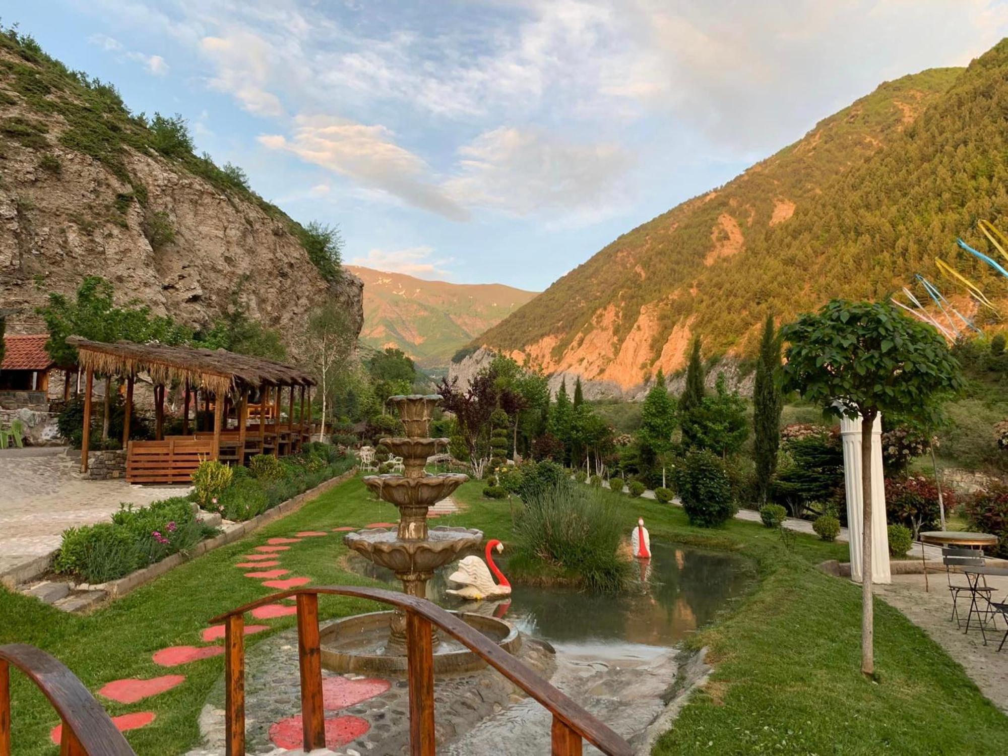 Hotel Dibra Park Agrotourism Peshkopi Exterior foto
